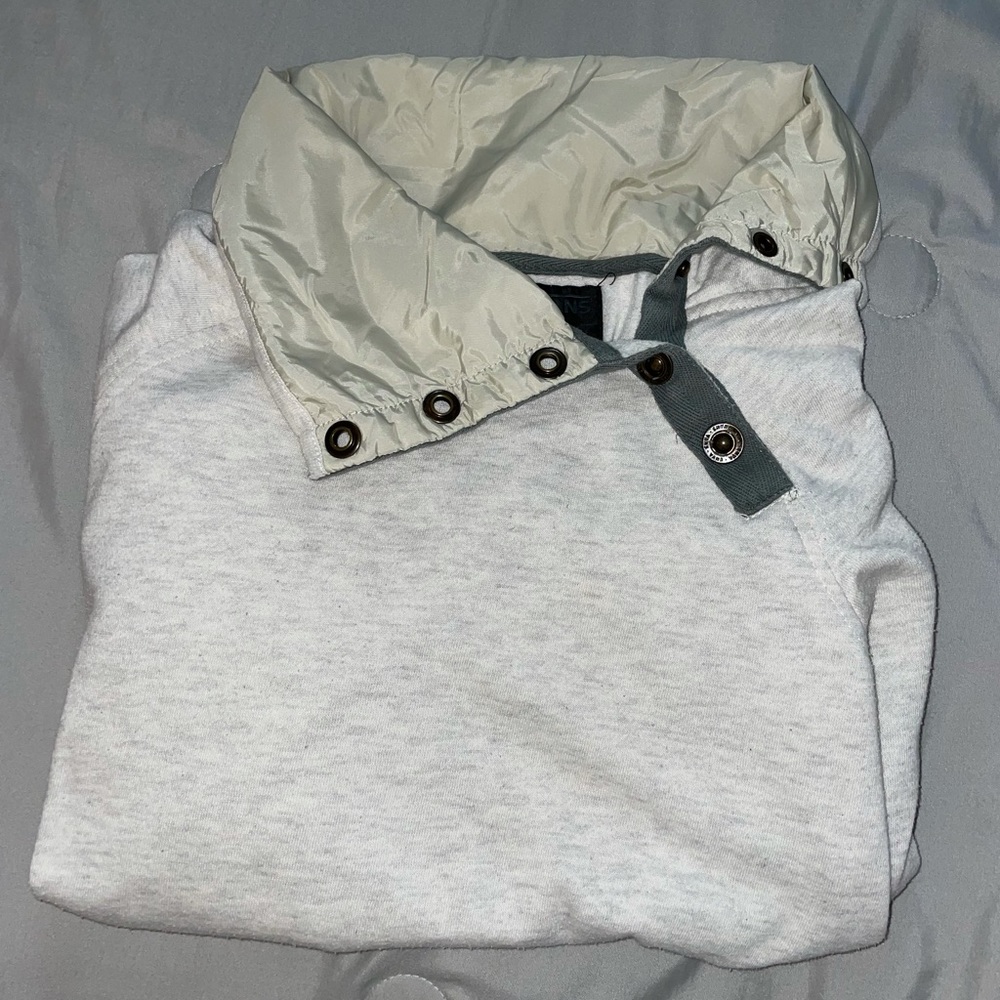 VANS pullover